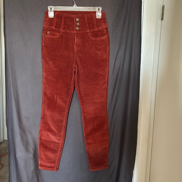 No Boundaries Denim - No Boundaries (NoBo) skinny corduroys